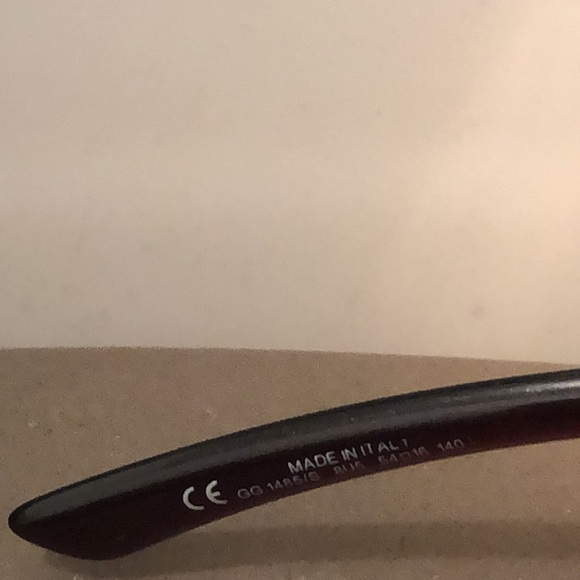 GUCCI(AUTHENTIC)-PRETTY BURGUNDY EYEGLASSES - Picture 6 of 7